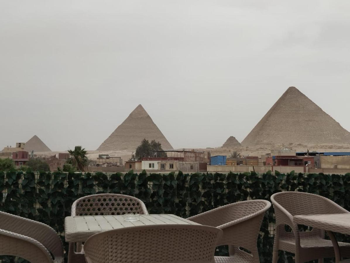 Three Golden Pyramids Bed & Breakfast Kairo Eksteriør bilde